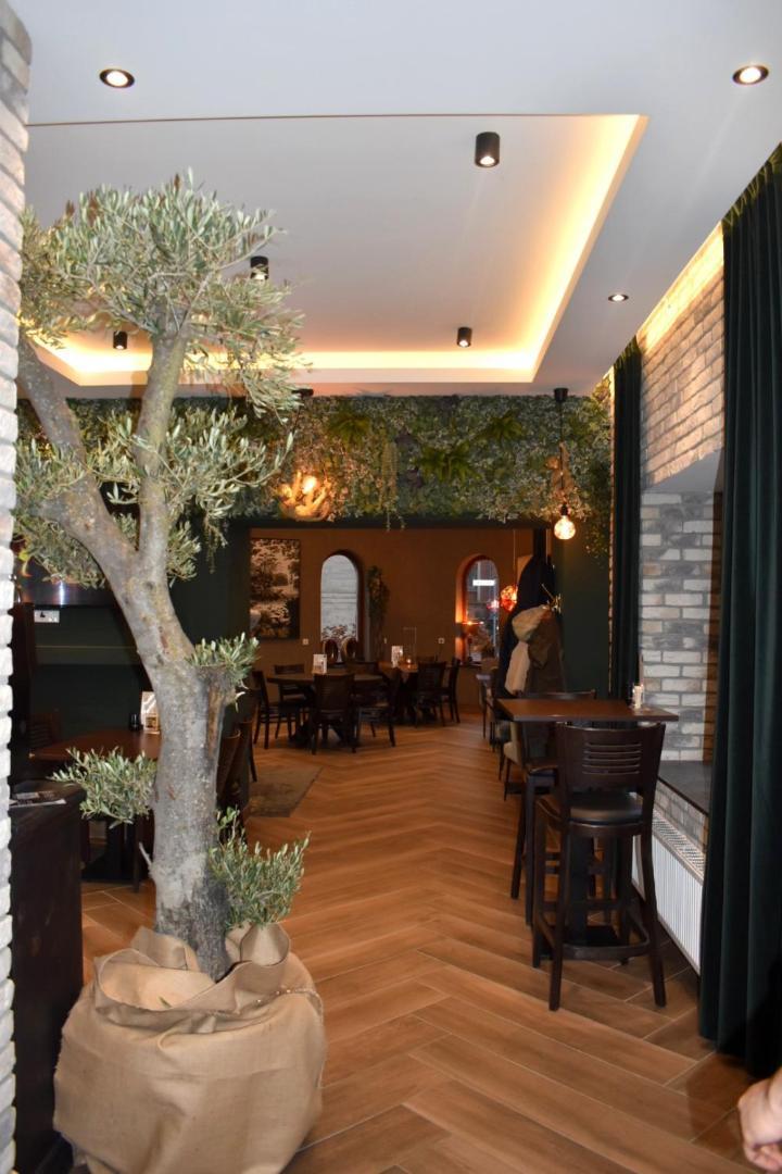 3 Monkeys Hotel